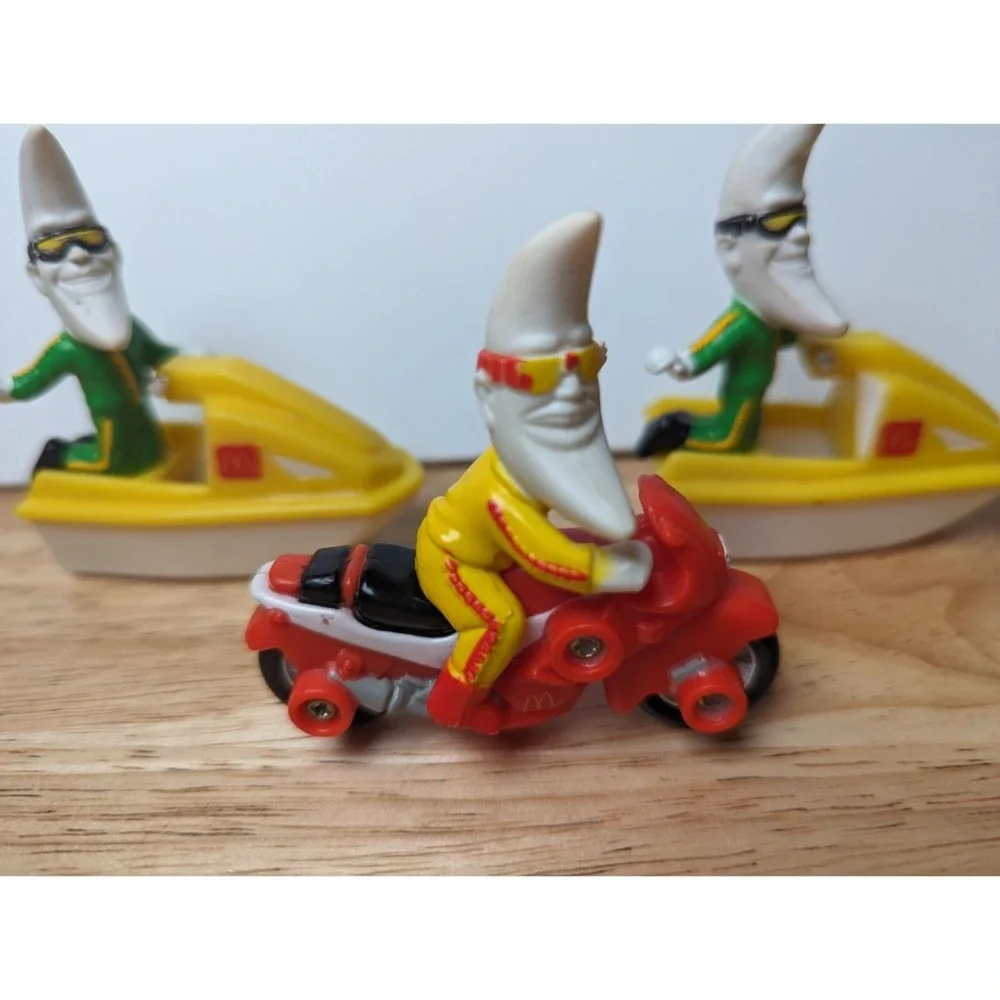 Lot 3 1988 Mac Tonight Toys 2 yellow jetski & one red motorbike Kids Meal 3 inch